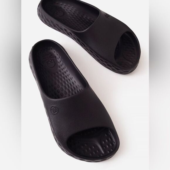 G/FORE G/Slide Ultra-lightweight Waterproof Sandal Street Shoe in Black 6 NWOB main image 12